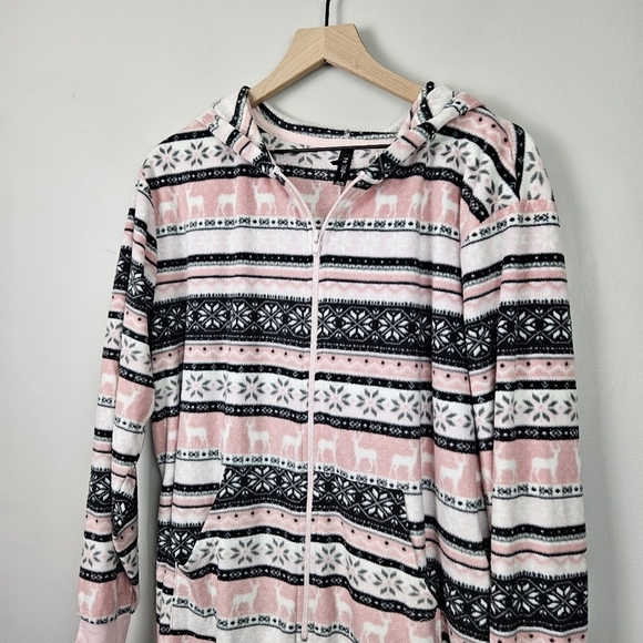 Torrid Fleece Full Length Lounge Onesie Pink Fair Isle 00/0 - Picture 4 of 13